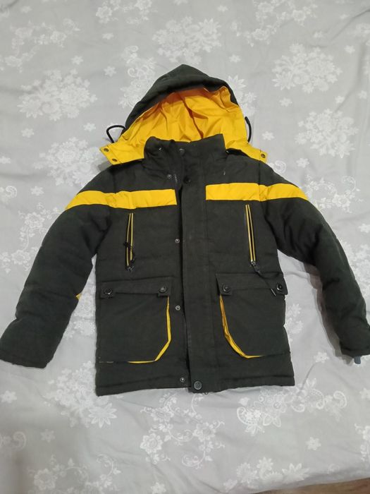 Прода куртку для мальчика