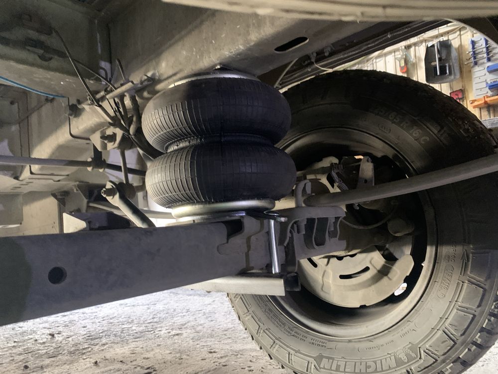 Perne de aer pentru Sprinter Iveco Daily Crafter Ford Fiat Caddy