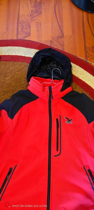 Vând Geaca salewa M