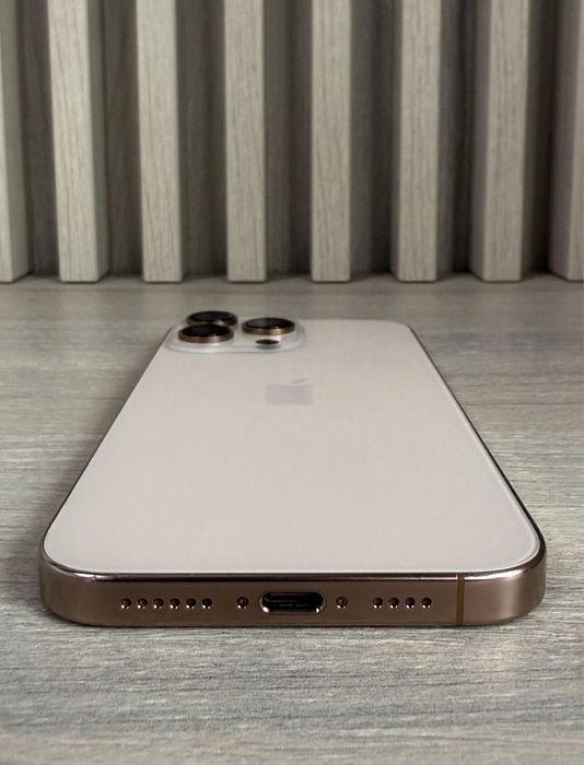 Iphone 16 Pro Max 256 GB în Garanție