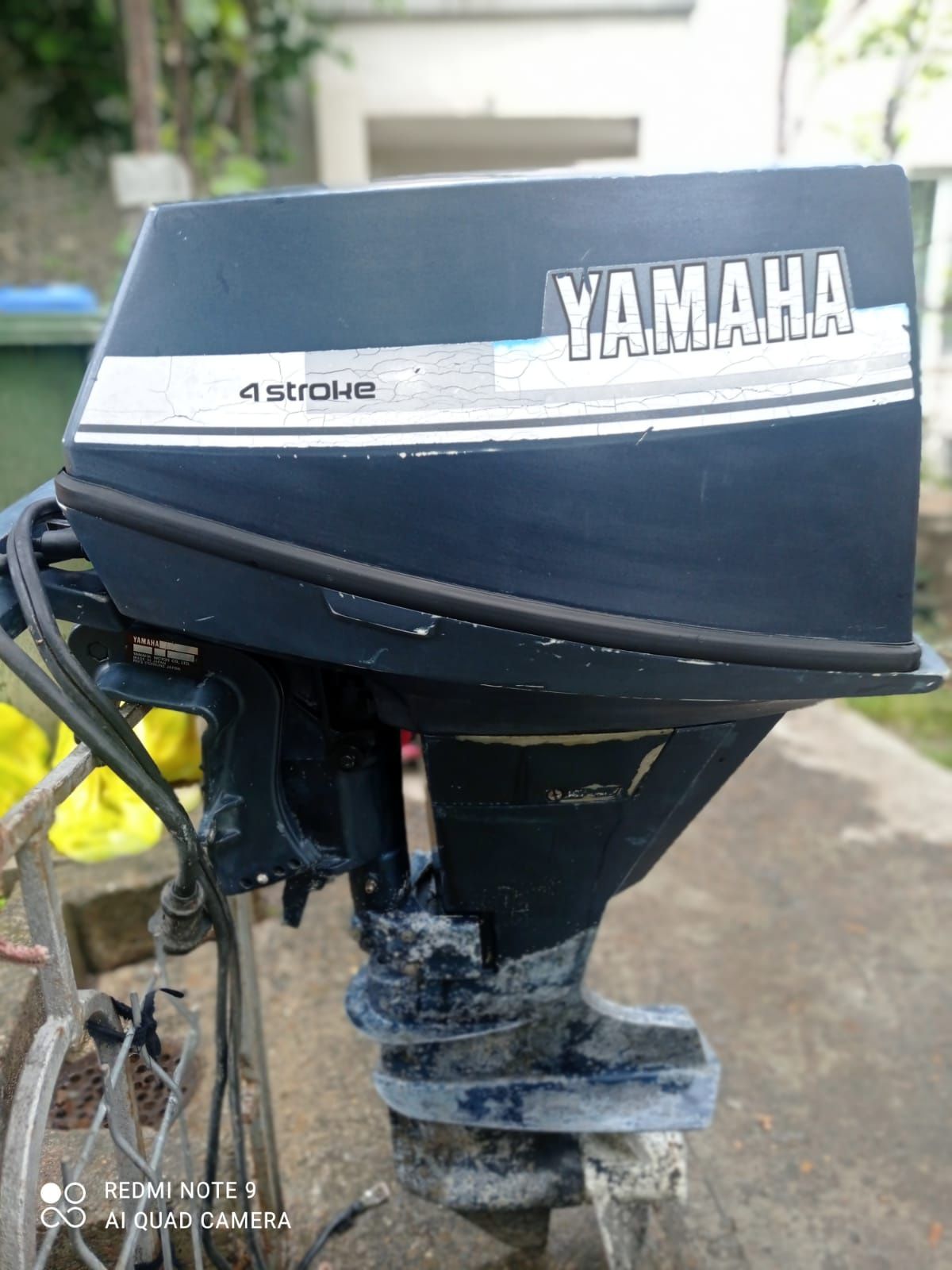 Vand motor yamaha  9.9 CP,
