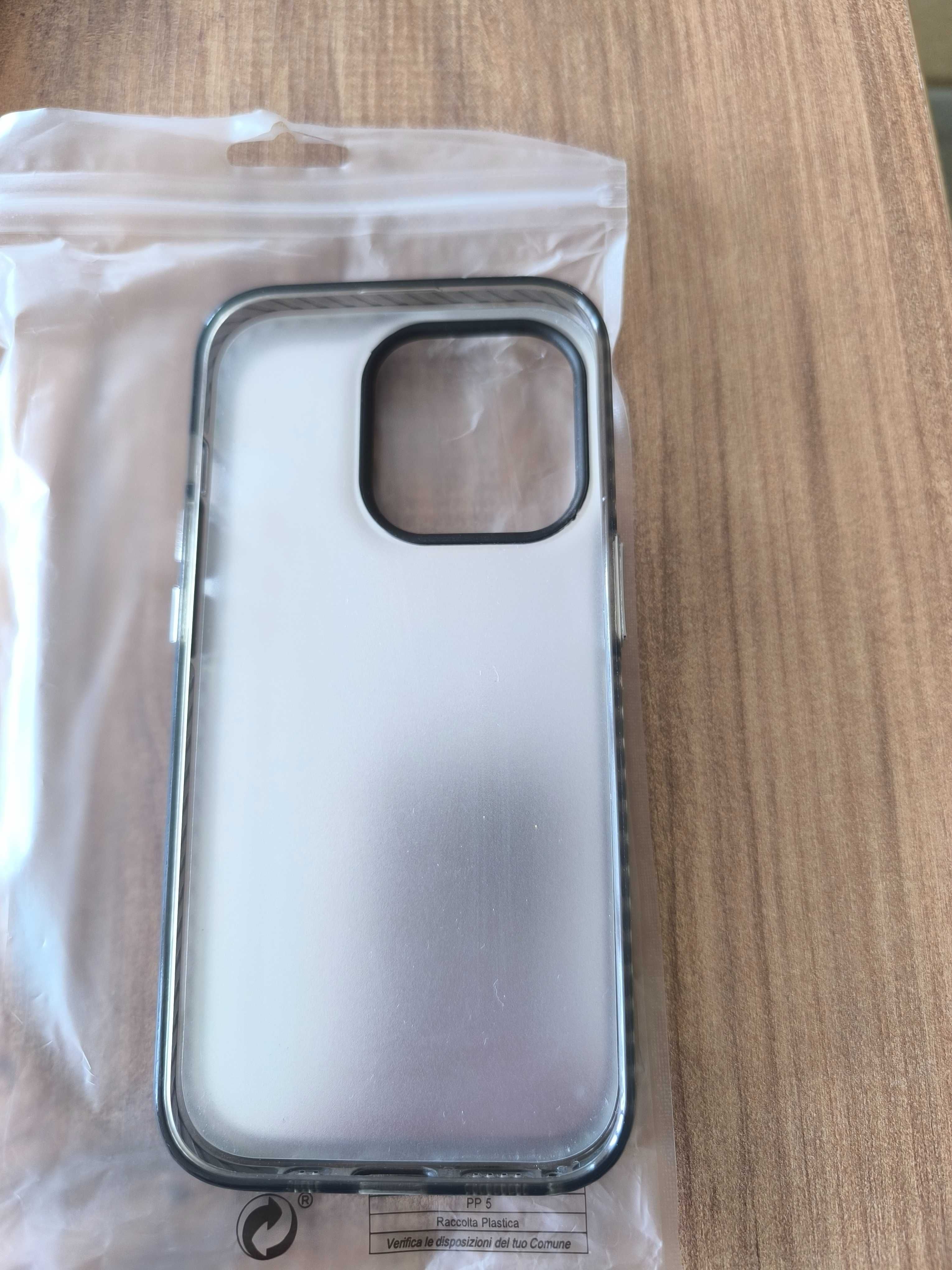 2 броя кейс за Iphone 14 pro