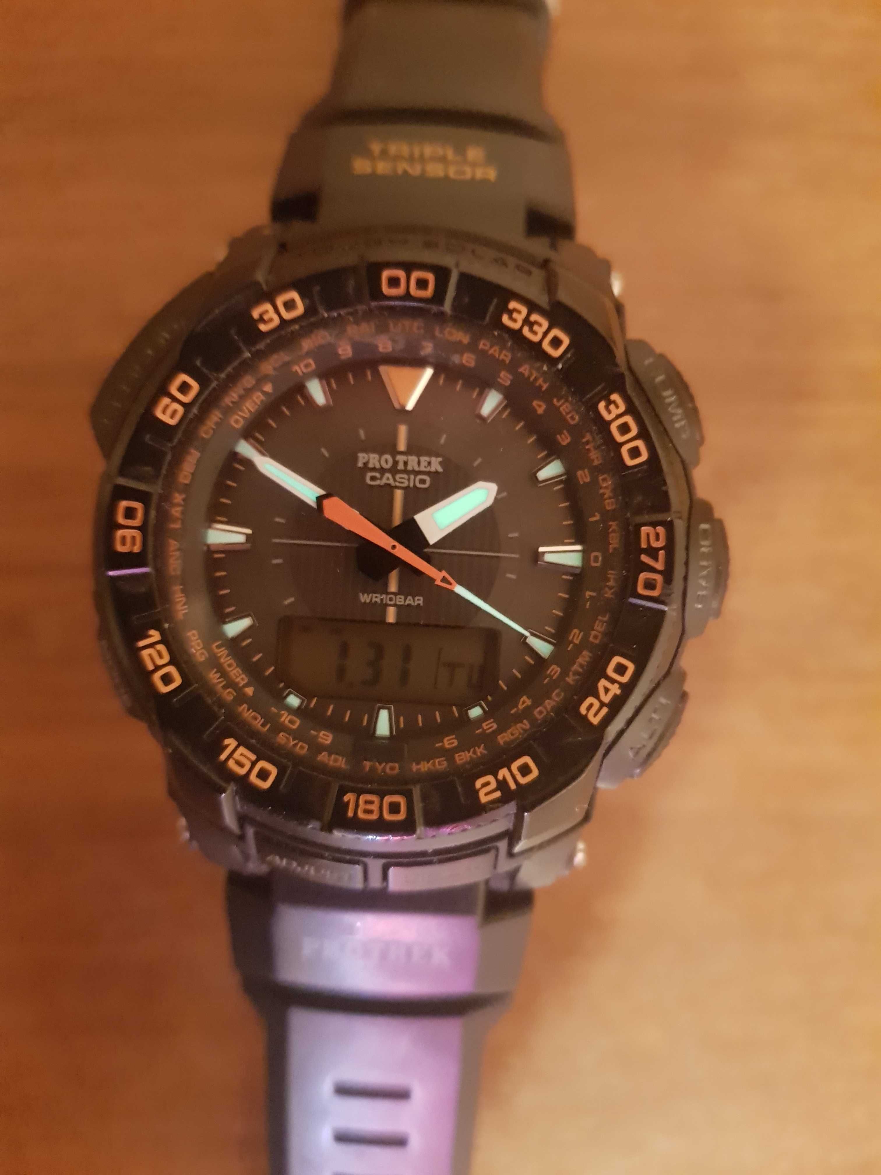Продам Часы Casio Pro Trek PRG-550-1A4DR