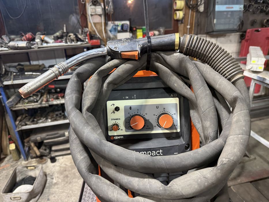Kemppi mig 250 amperi.