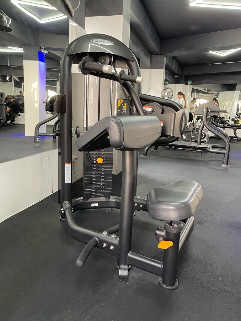 Aparate de fitness, marca Matrix, Life Fitness, Impuls.
