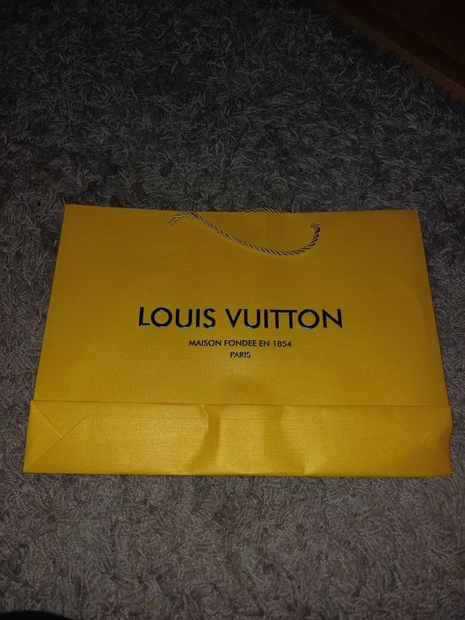 LV Зимна шапка черна