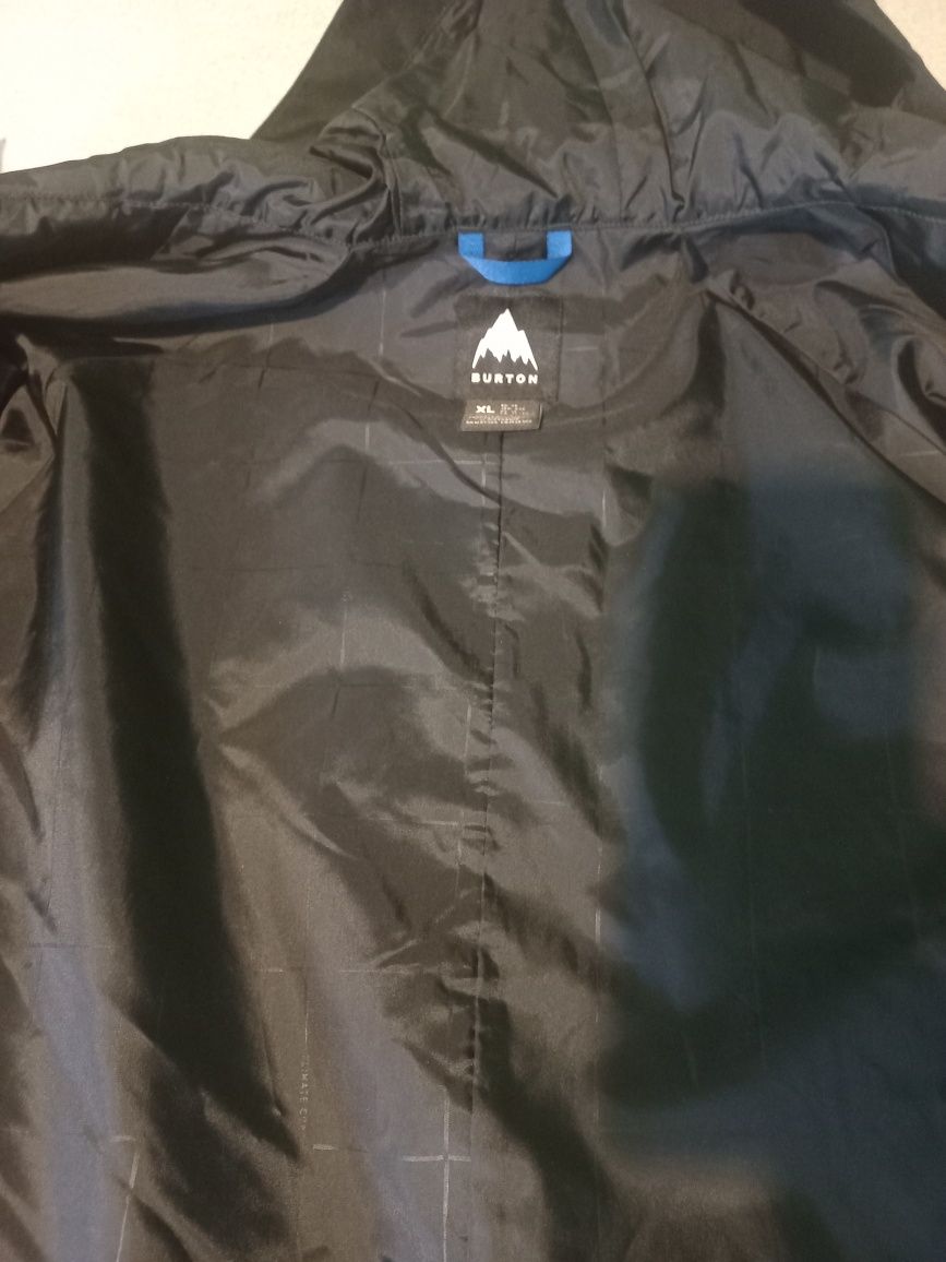 Man's Burton Veridry 2L Rain Jacket