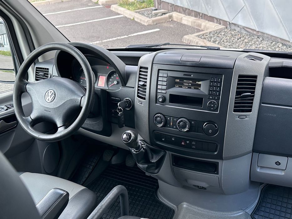 Vand VW CRAFTER 6 locuri 2014 2.0 tdi