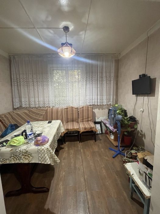 Квартира деревяжка спутник 2 3/1/2 вдоль дороги 39500&