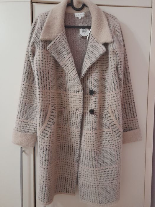 Pardesiu nou Apricot