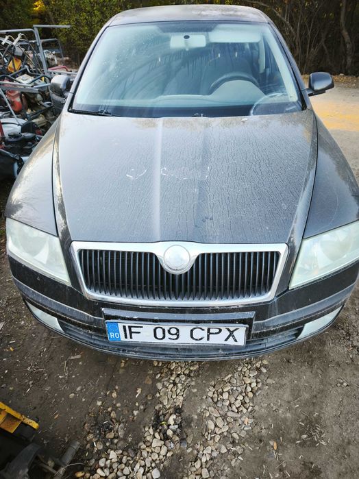 Dezmembrez Octavia 2