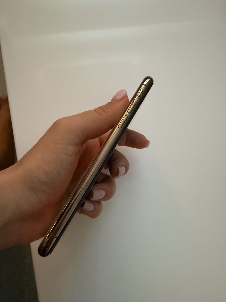 iPhone XS 256 GB gold / златен