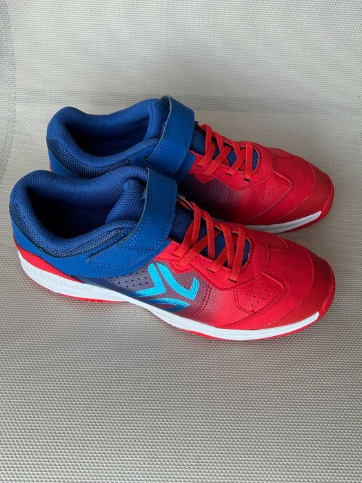 нови спортни обувки за момче 39 номер от Декатлон