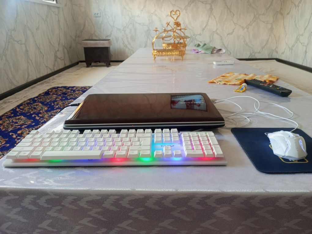 Samsung laptop ofis ishlariga