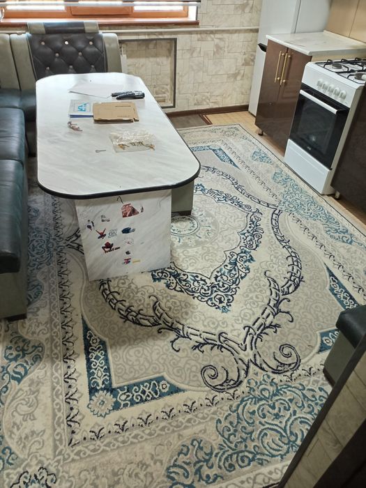 Продам ковёр срочно