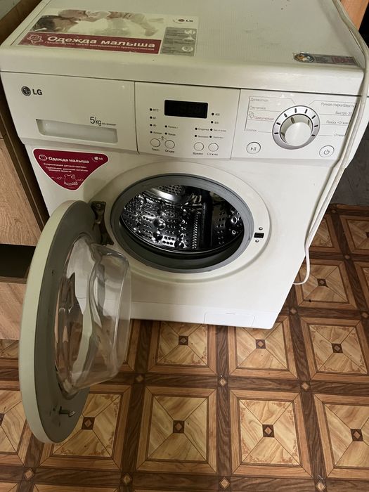 Стиральные  машина  LG 5 кг б/у