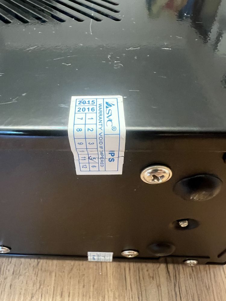 UPS APC, источник бесперебойного питания 1500