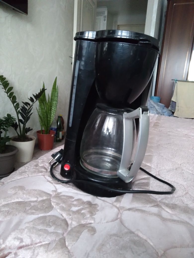 Кофеварка   Скарлет