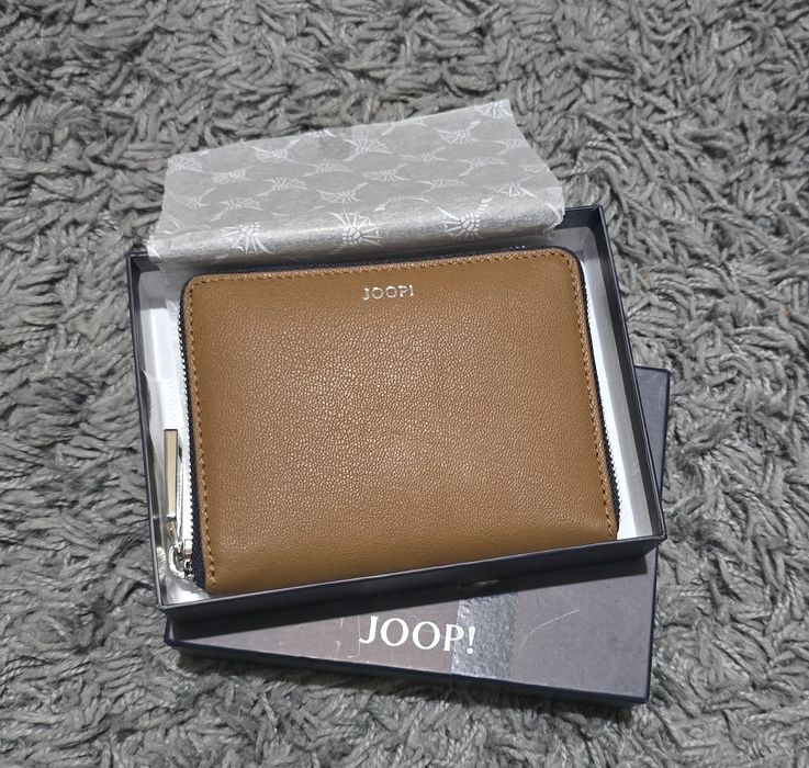 Ново дамско портмоне JOOP и Furla