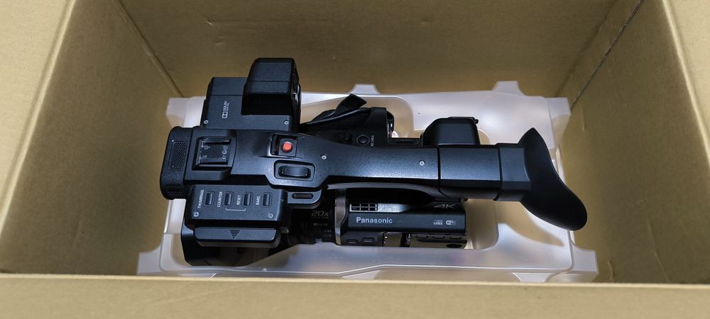 Cameră video Panasonic HC-X1000, 4k