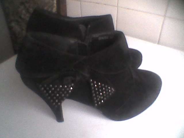 pantofi/botine nr 38/39