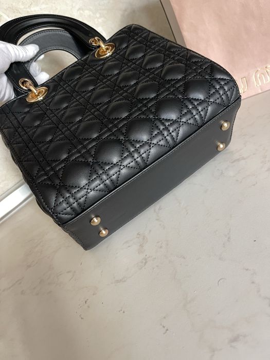 Чанта Lady Dior черна среден размер