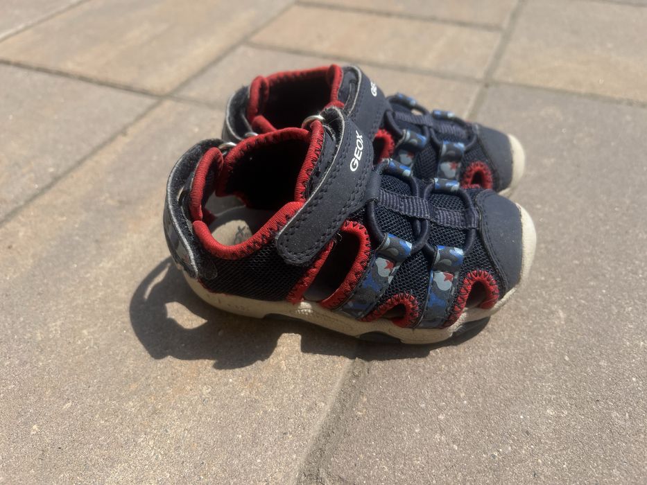 Sandale Geox nr 21 baieti