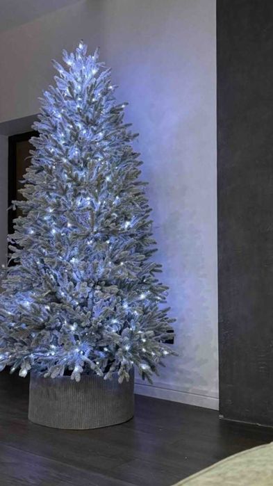 Елка 240 см в наличии 109000 тг