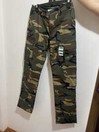 Pantalon de camuflaj