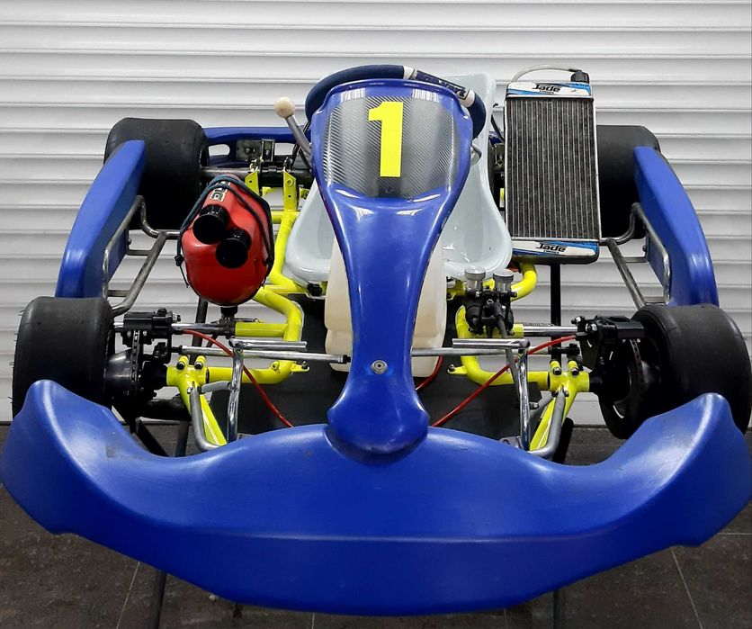 Продава картинг шаси