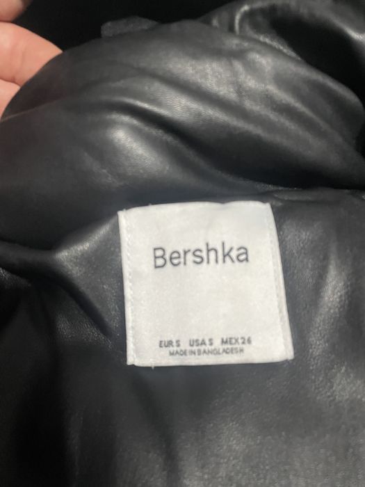 Giacă  mărimea. S de la BEERȘHKA