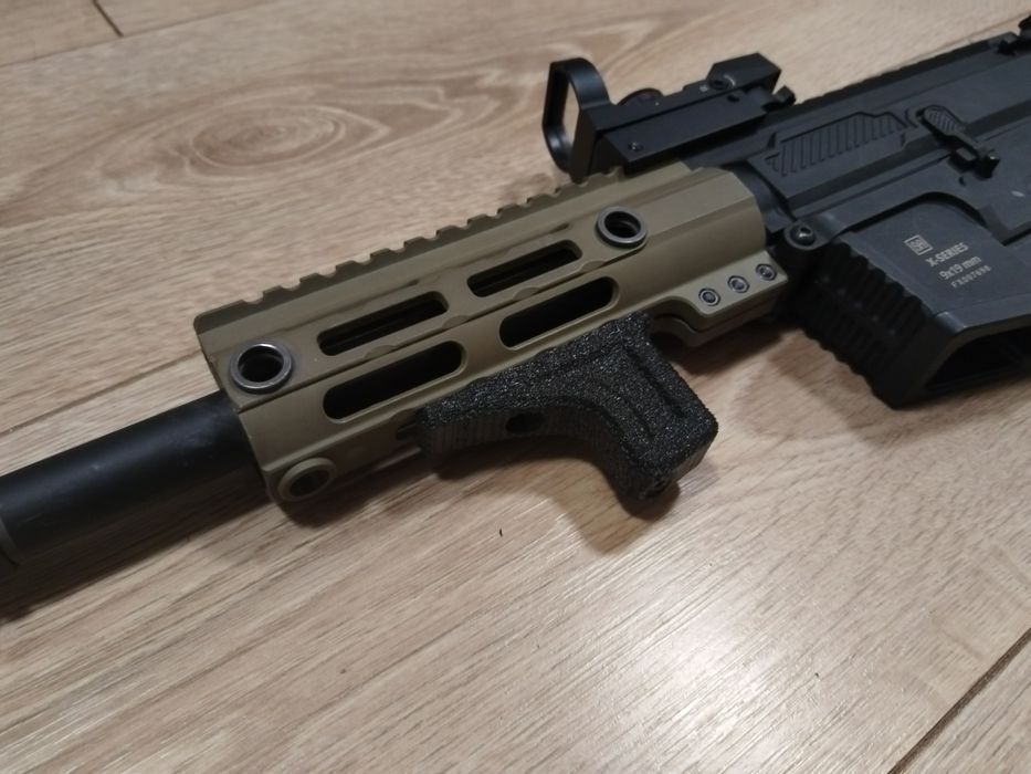 Еърсофт / Airsoft Mini Tactical Front Grip / Мини Дръжка
