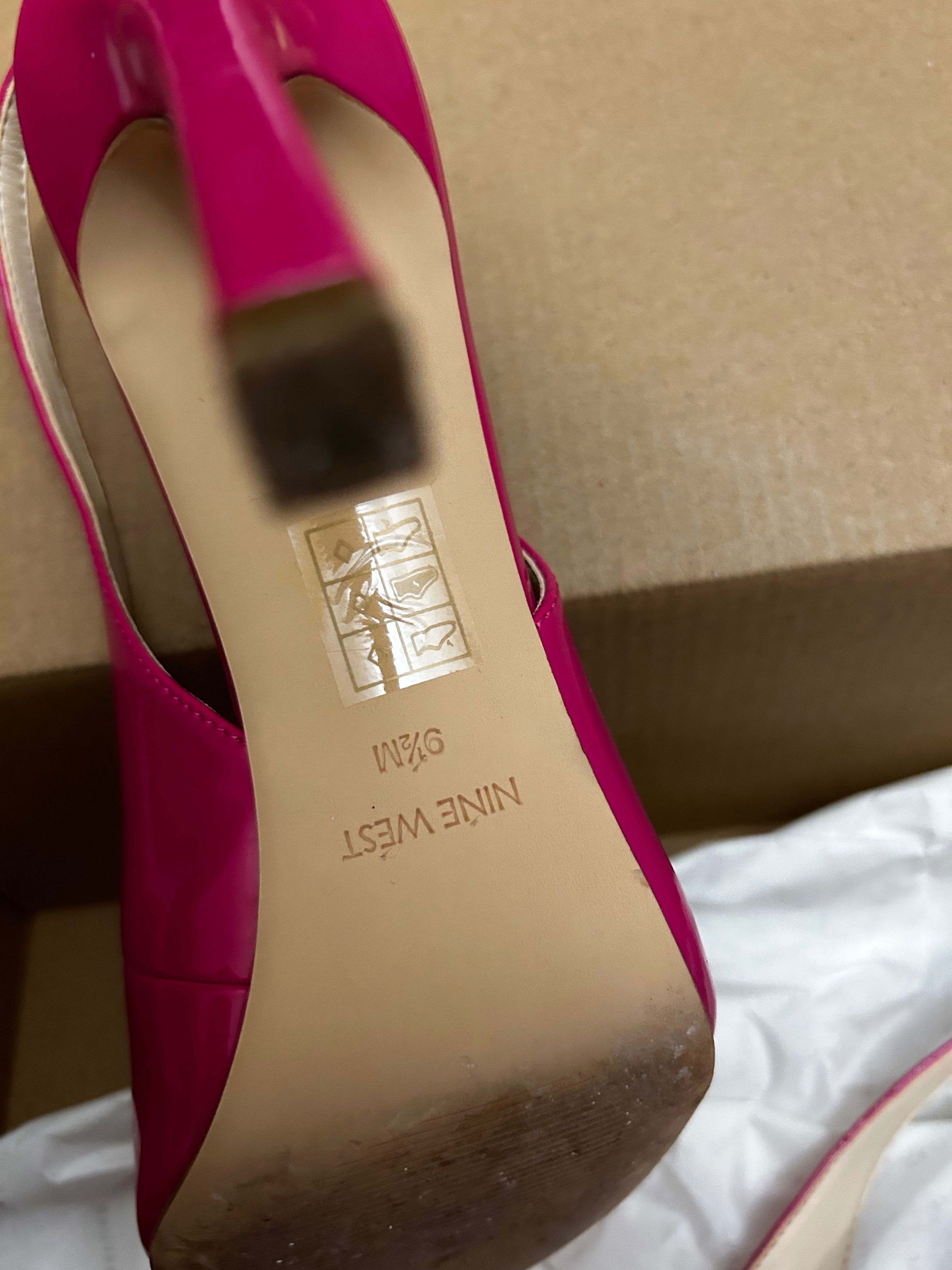 Цикламен комплект Nine West