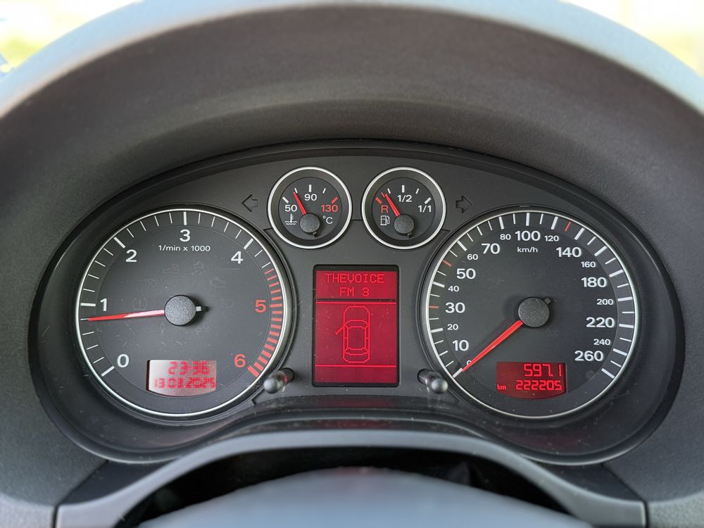 Audi A3 2.0TDI* РЪЧКА* 4Х4* 170к.с* 2008г* РЕГИСТРИРАН*