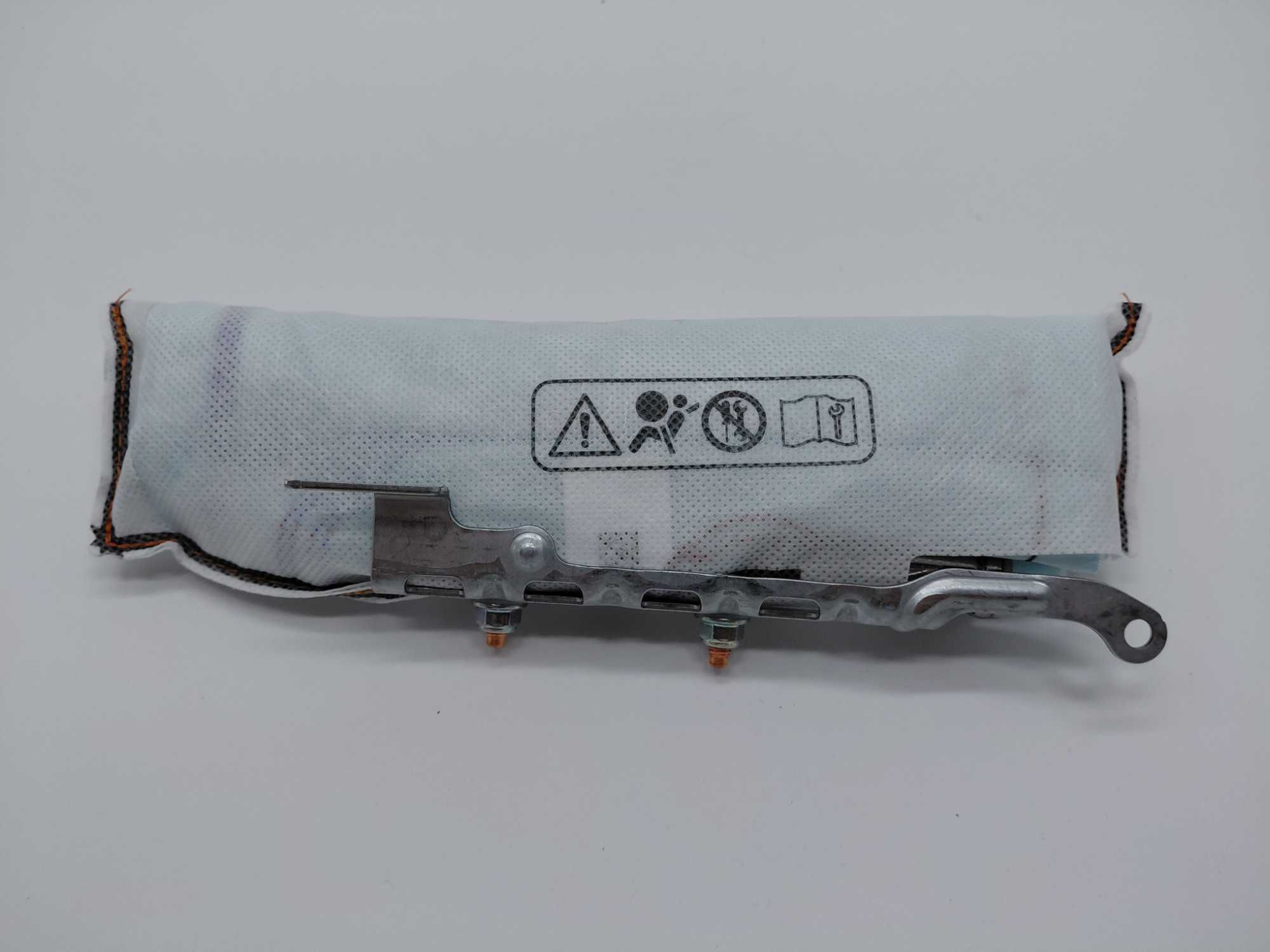 9Y4880241E Нов ОЕ Ляв Аербег Airbag Седалка Porsche Cayenne