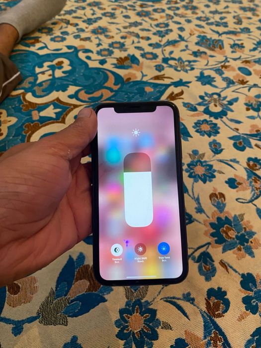 iPhone 11 с каробкам