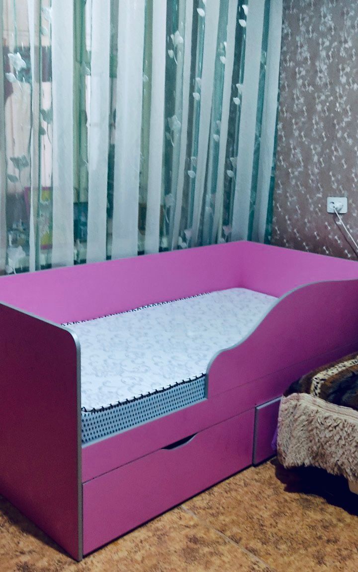 Продам новую кровать с матрасом
Размеры 170×80
KASPI RED, Рассрочка 0.