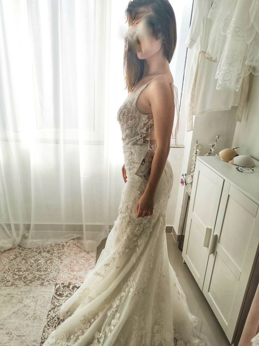 Rochie de mireasa stil sirenă