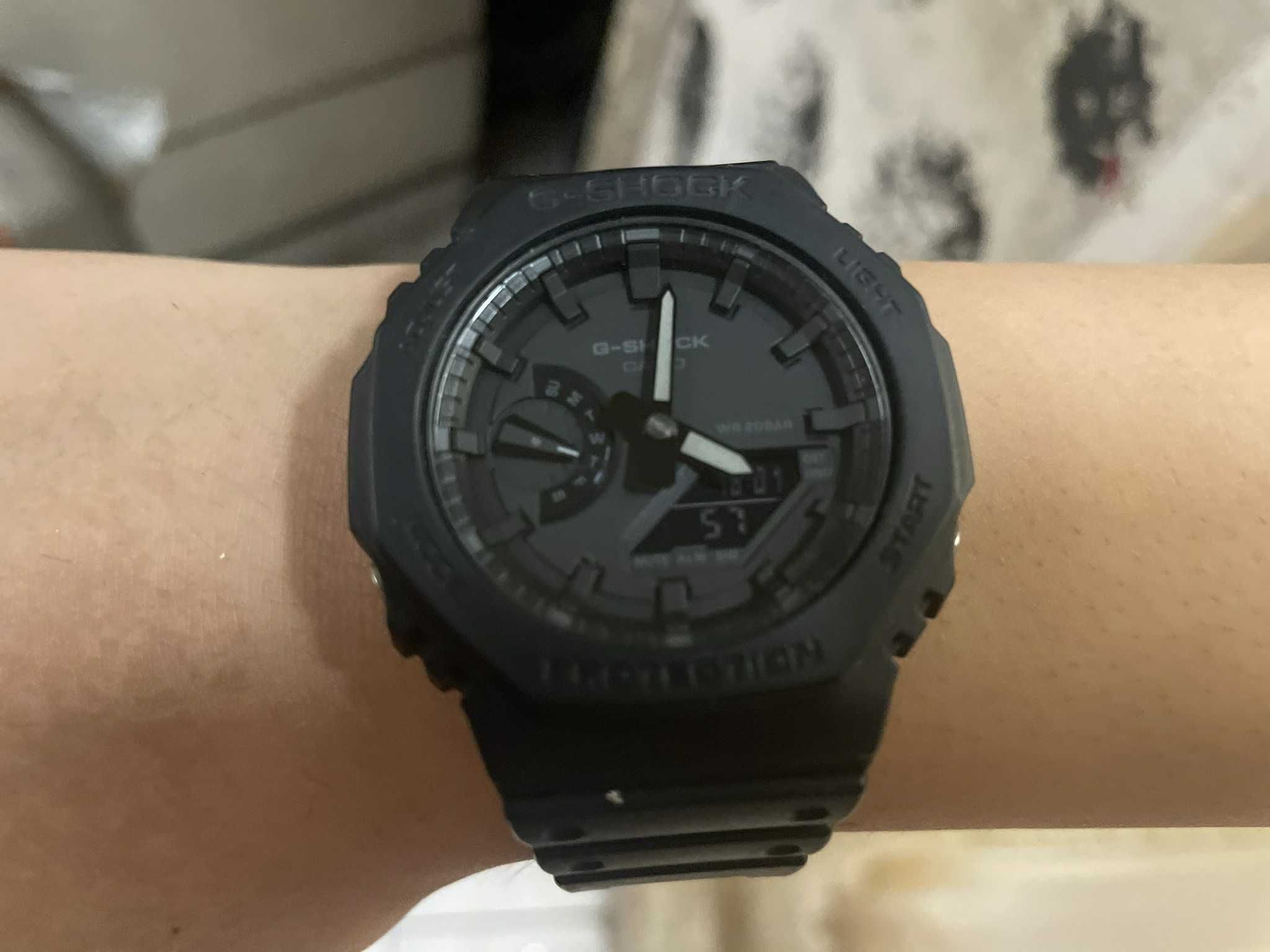 Часовник Casio G-Shock GA-2100-1A1