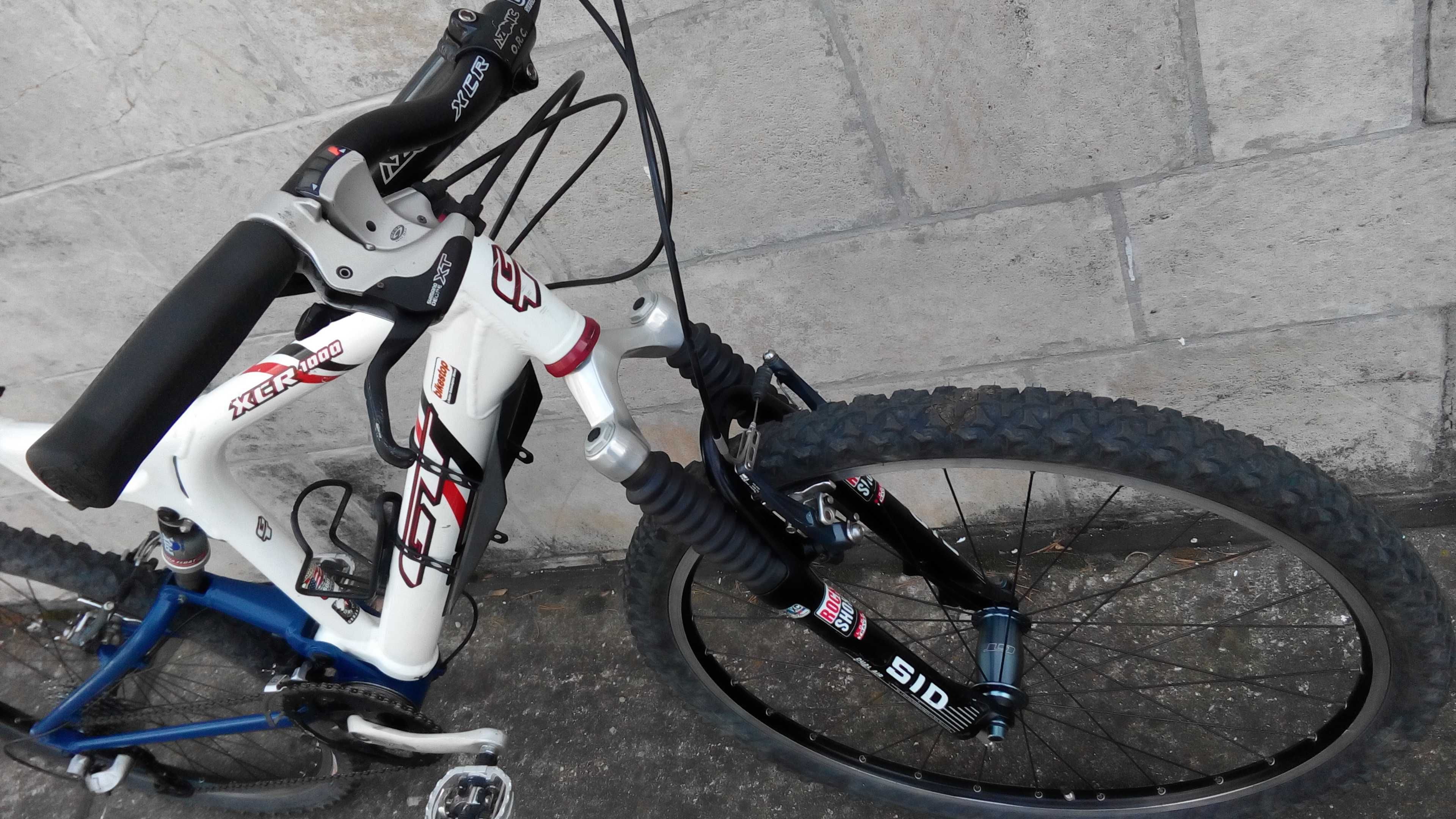 bicicleta mtb Gt 26" XT suspensie RockShox