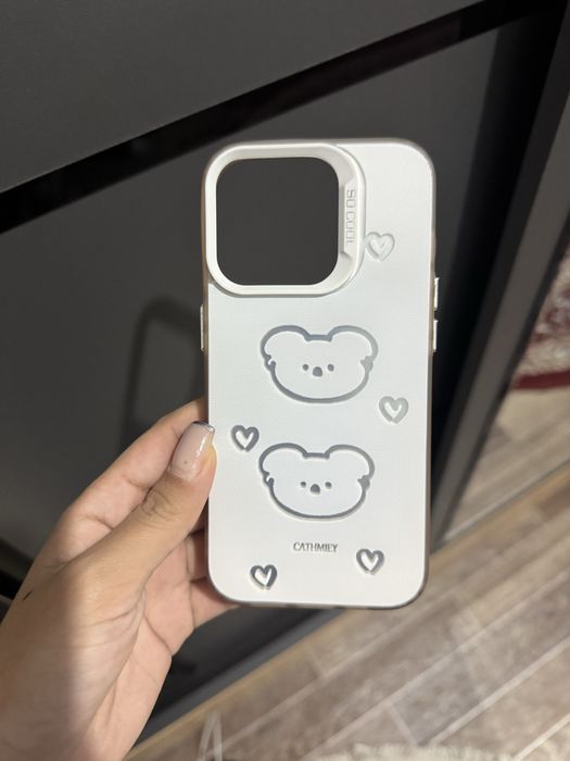 Чехол для iPhone 15 Pro — силиконовый, в хорошем состоянии
