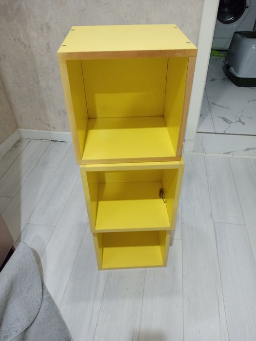 Продам полки для книг