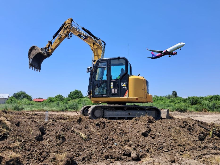 Inchriez cilindru compactor excavatoare incarcator frontal