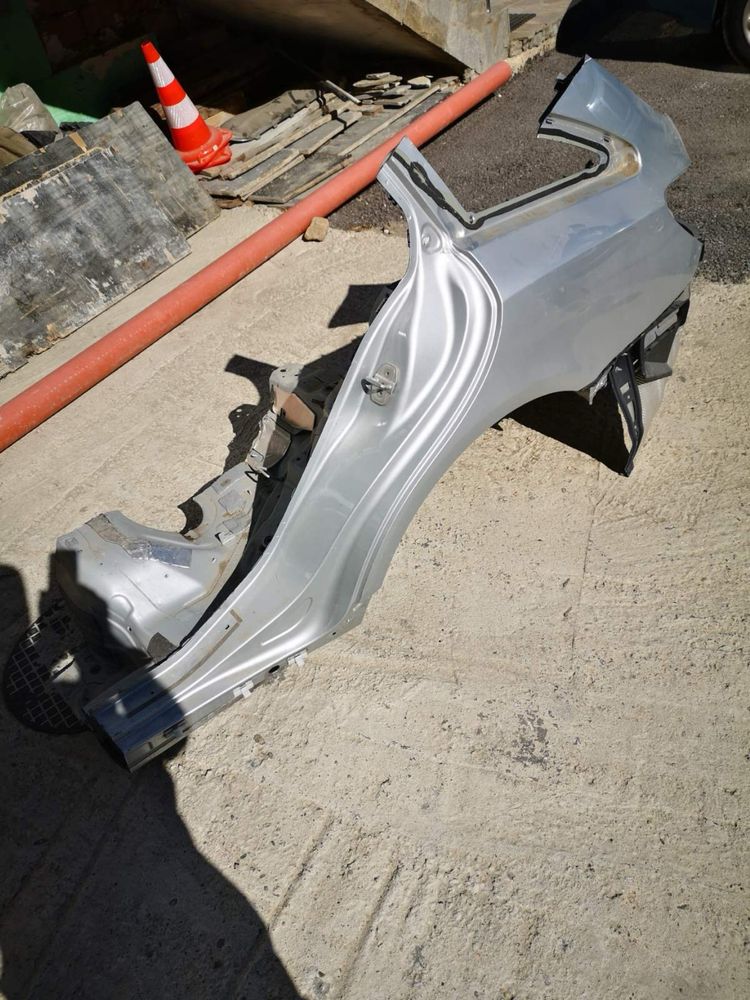 Заден ляв калник за Mercedes CLS X218, 2013 год.