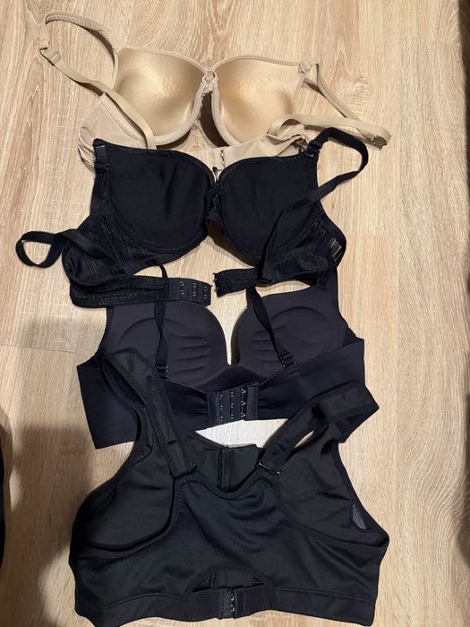 Set 4 sutiene și bustiere super extra dublu push up