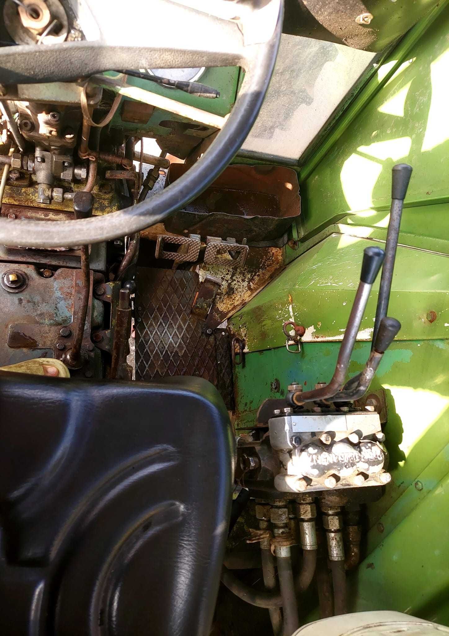 Vand tractor Fendt Farmer 60cp si plug