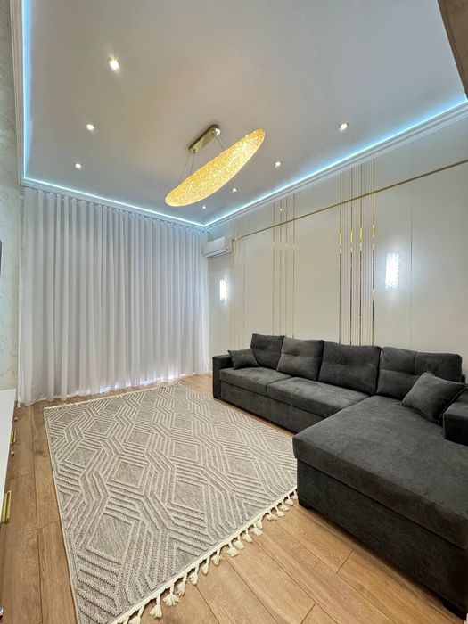 Срочно продаётся квартира Ц квартил новостиройка  метро Мирзо Улугбек