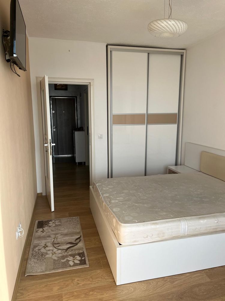 Vand apartament 2 camere complet mobilat și utilat