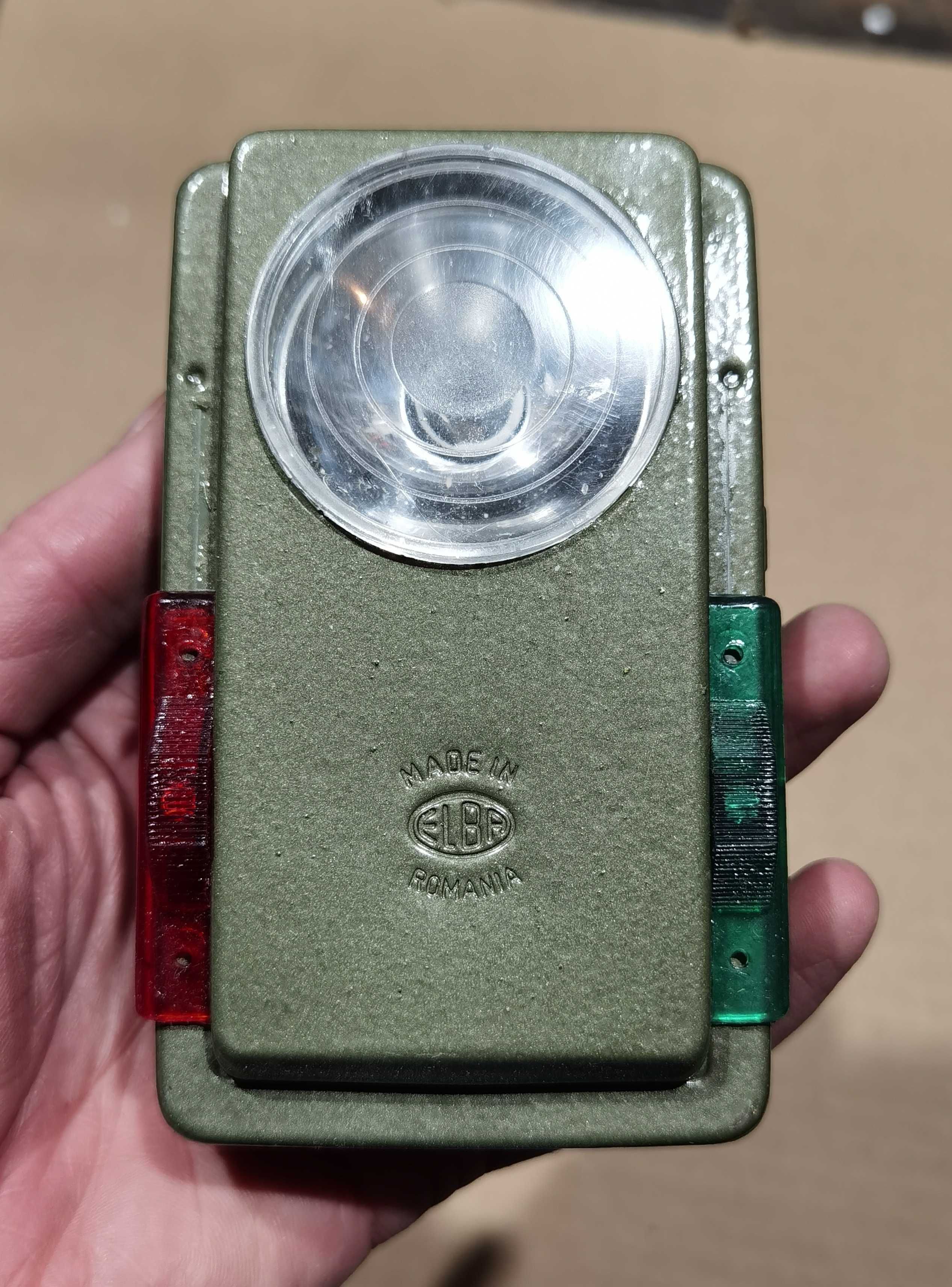 Lanternă militară Românească cu 3 filtre - vintage, colecție, decor