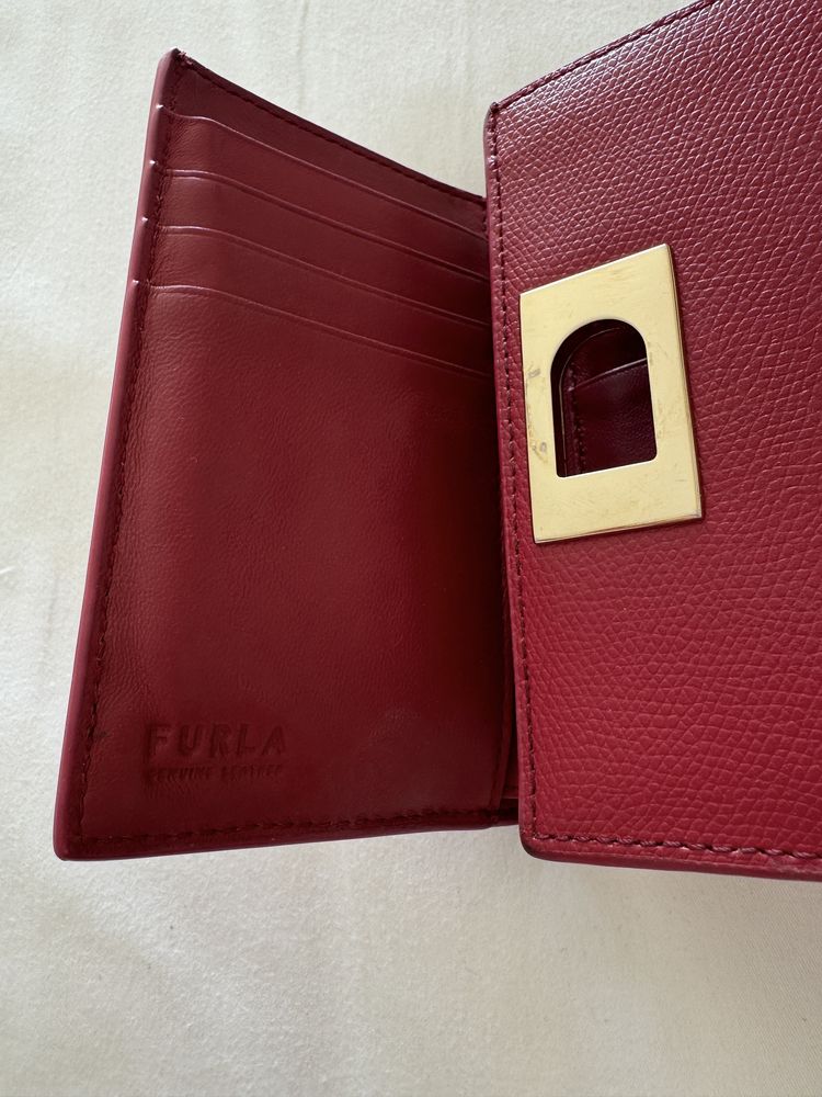 Дамски портфейл Furla